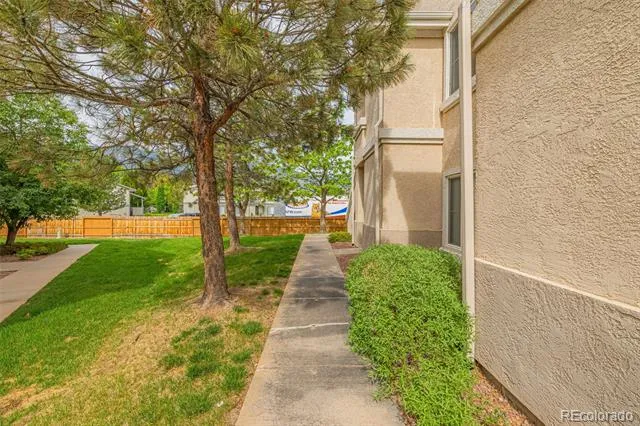 3670 Strawberry Field Grove Colorado Springs, CO 80906