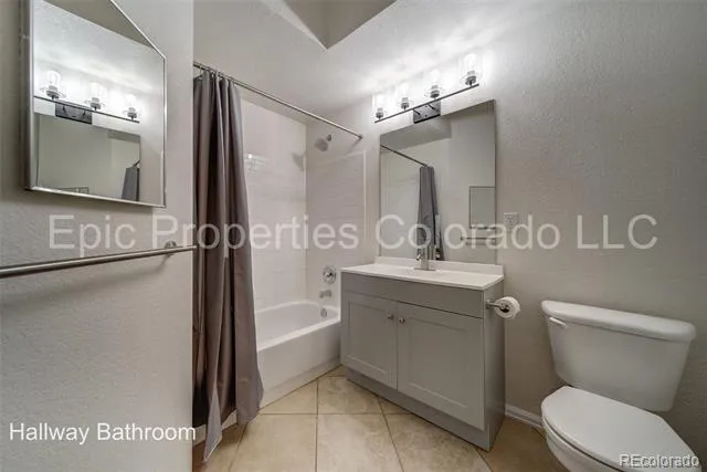 911 S Zeno Way #104 Aurora, CO 80017