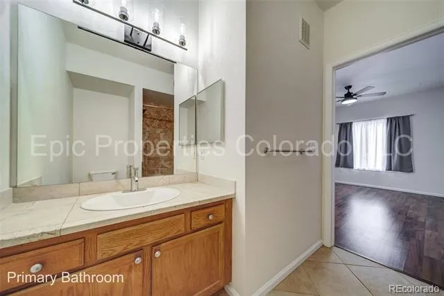 911 S Zeno Way #104 Aurora, CO 80017