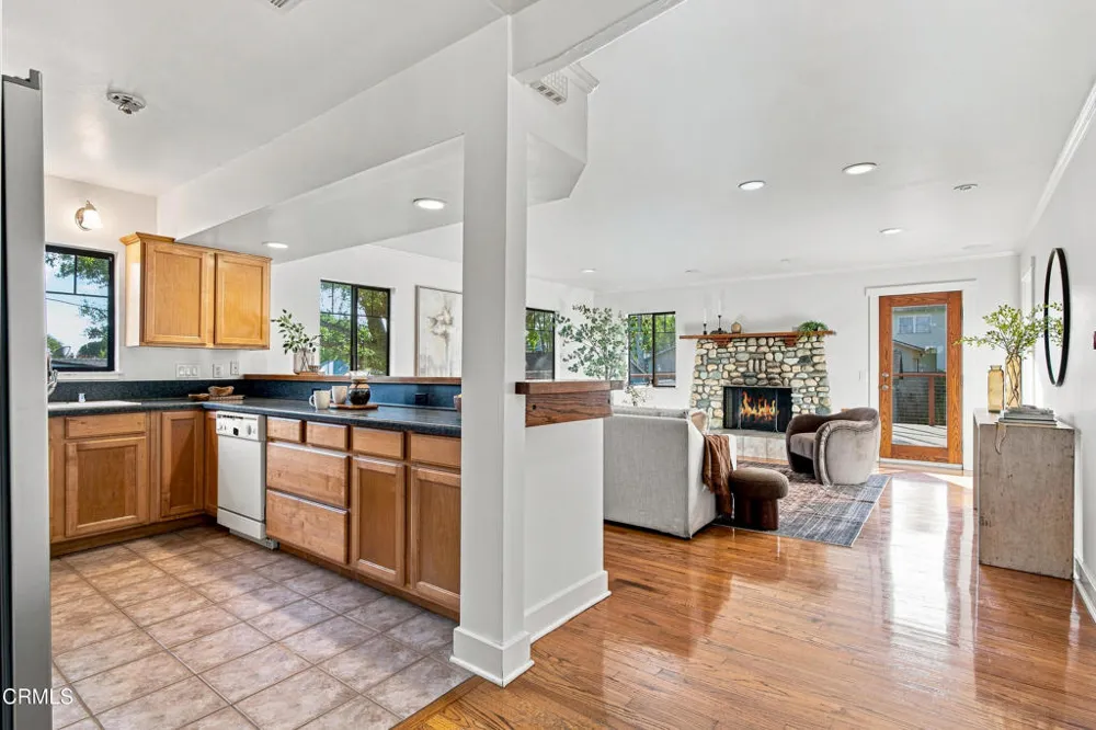 245 Valle Vista Avenue Monrovia, CA 91016