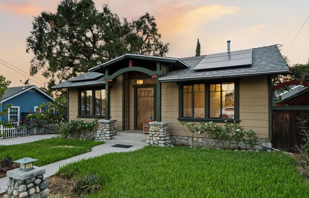 245 Valle Vista Avenue Monrovia, CA 91016