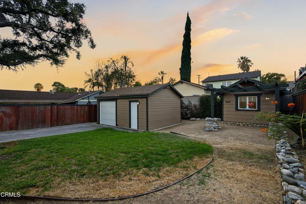245 Valle Vista Avenue Monrovia, CA 91016