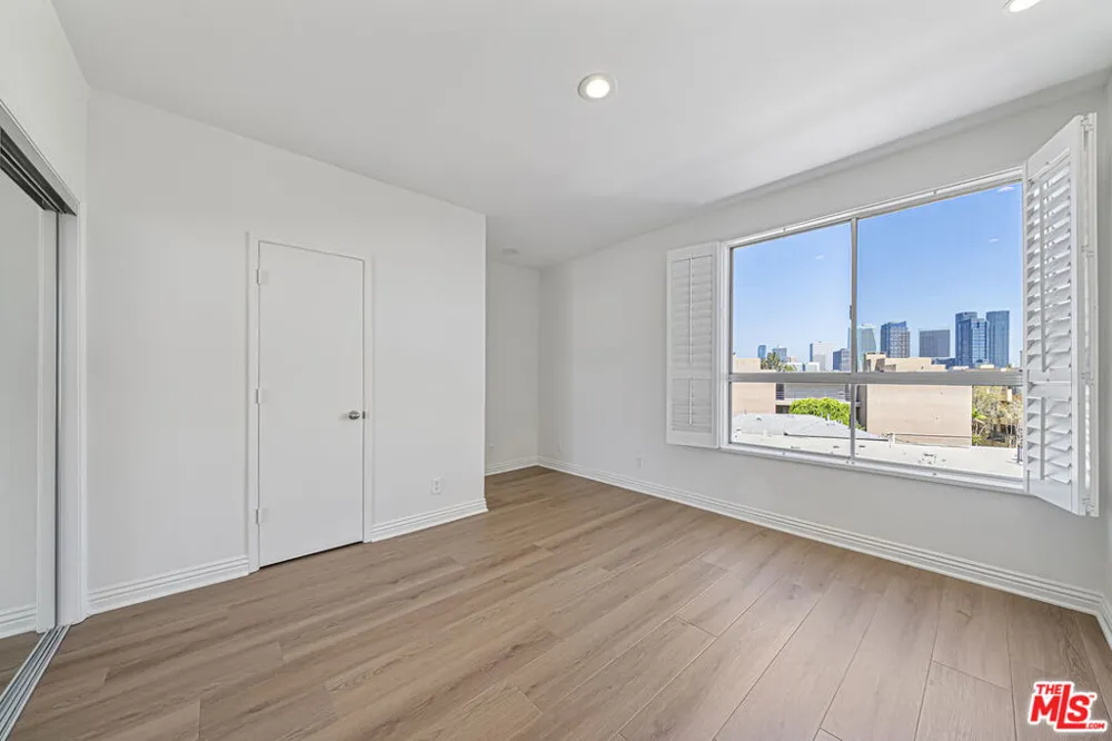 10650 Holman Avenue #308 Los Angeles, CA 90024