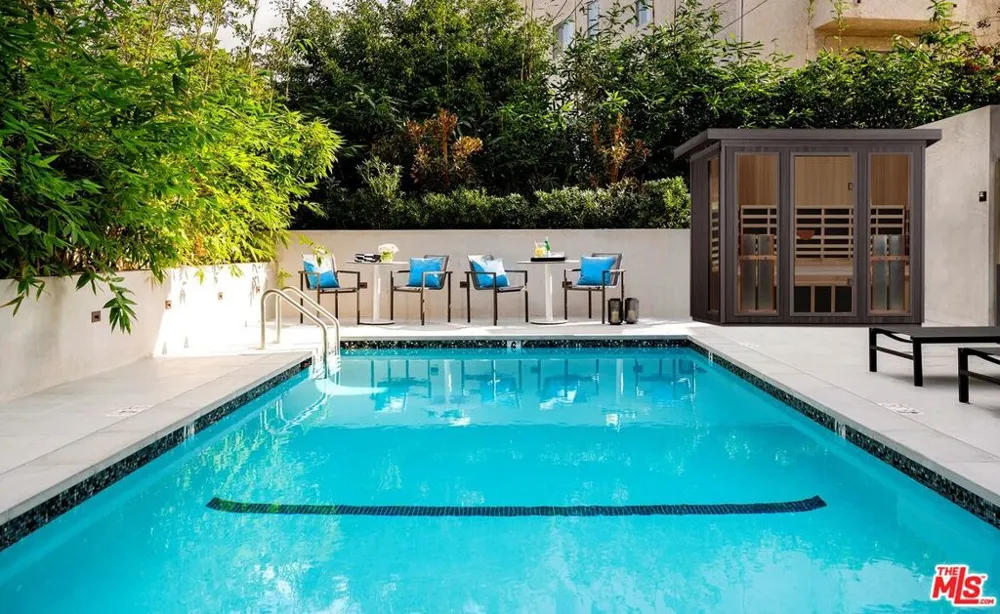 1644 Malcolm Avenue #420 Los Angeles, CA 90025