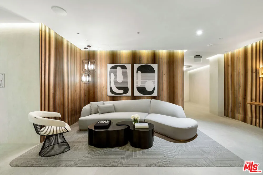 1644 Malcolm Avenue #420 Los Angeles, CA 90025