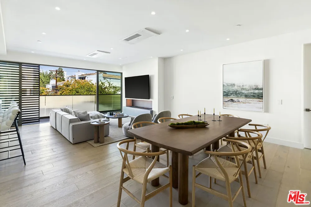 1644 Malcolm Avenue #420 Los Angeles, CA 90025