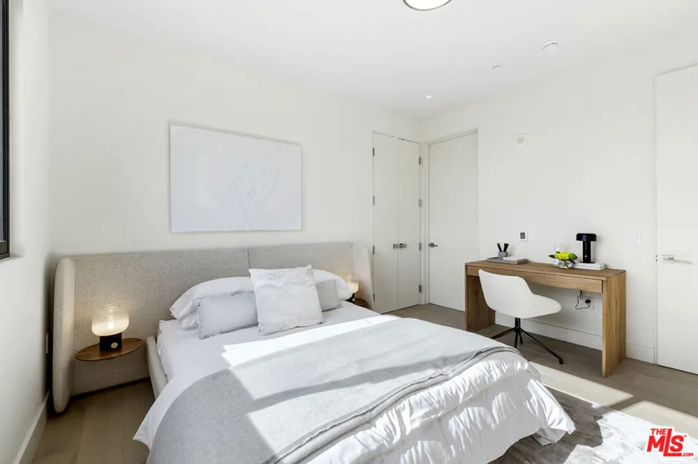 1644 Malcolm Avenue #420 Los Angeles, CA 90025