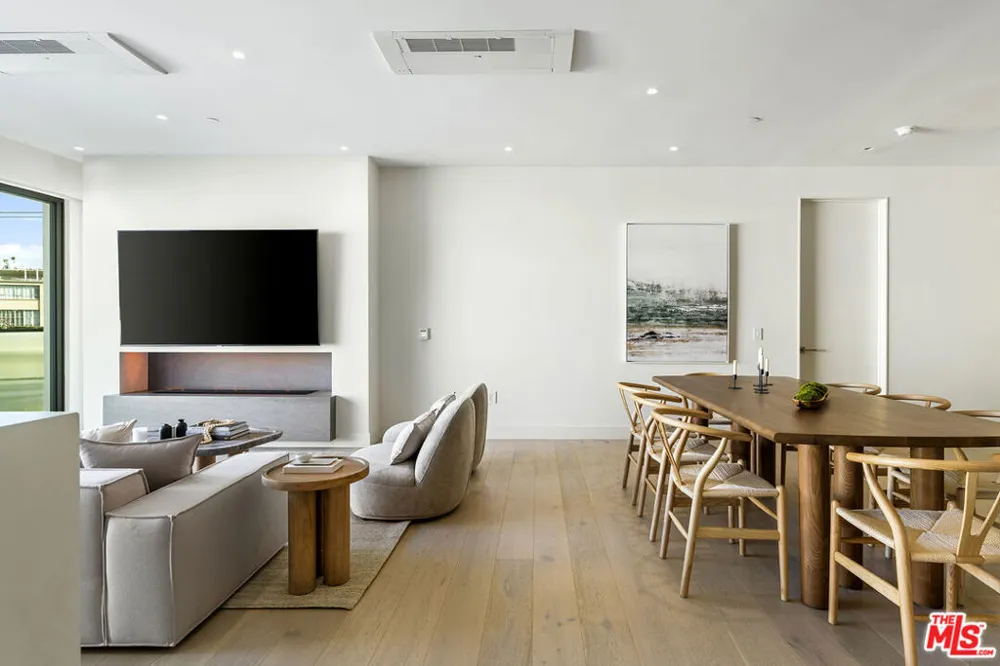 1644 Malcolm Avenue #420 Los Angeles, CA 90025