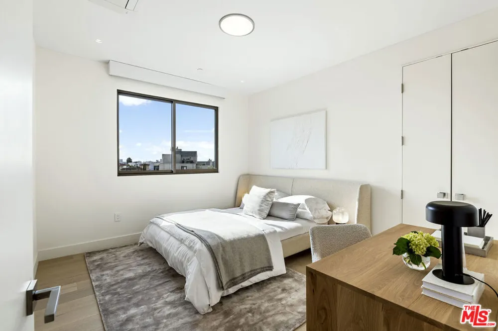 1644 Malcolm Avenue #420 Los Angeles, CA 90025