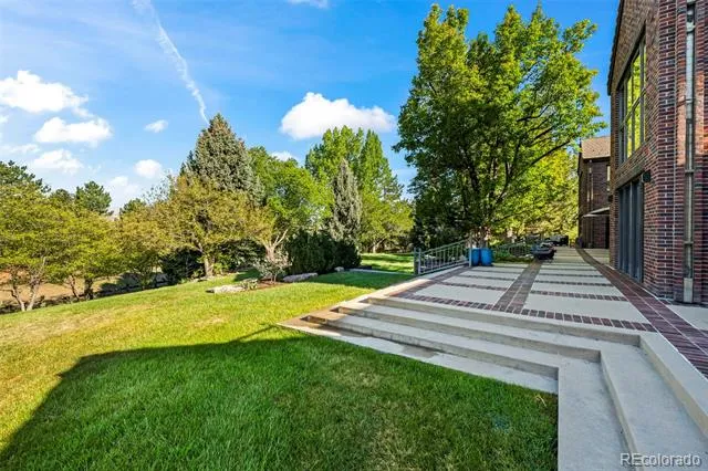 8414 Firethorn Court Niwot, CO 80503
