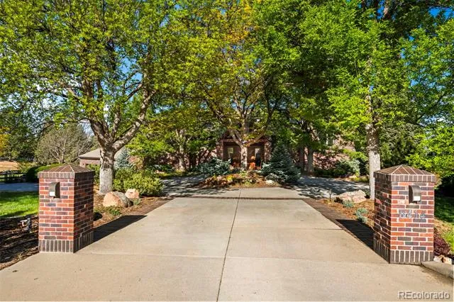 8414 Firethorn Court Niwot, CO 80503