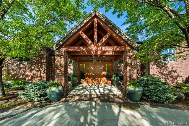 8414 Firethorn Court Niwot, CO 80503