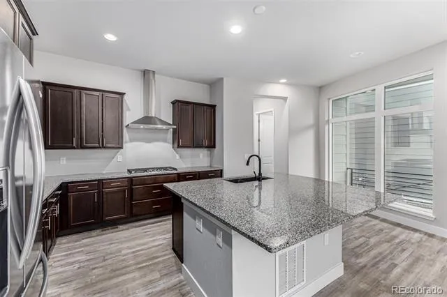 6034 Nepal Street Aurora, CO 80019