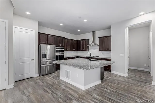6034 Nepal Street Aurora, CO 80019