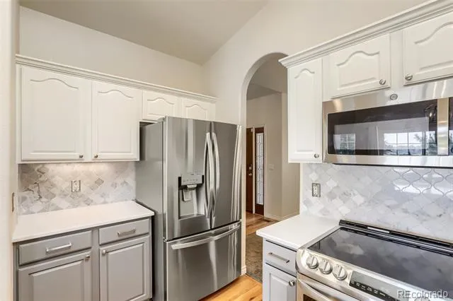 2054 Falcon Drive Longmont, CO 80503