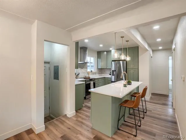 3699 Grape Street Denver, CO 80207