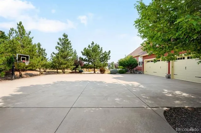 7758 Weaver Circle Castle Rock, CO 80104
