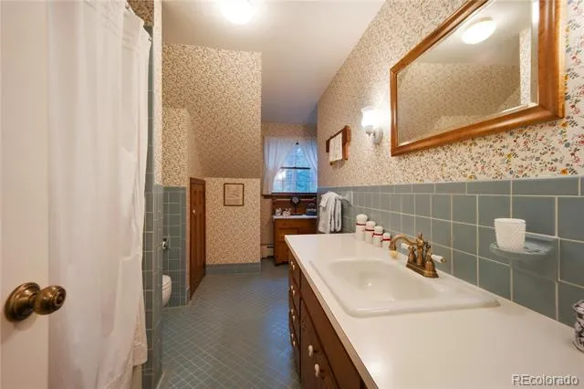 6850 Perry Park Boulevard Larkspur, CO 80118