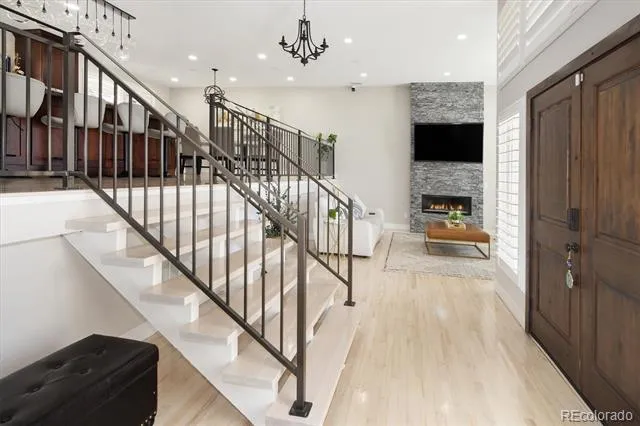 7301 E Jarvis Place Denver, CO 80237