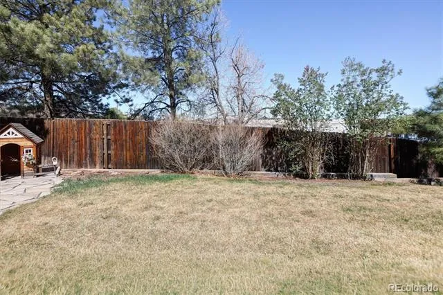 7301 E Jarvis Place Denver, CO 80237