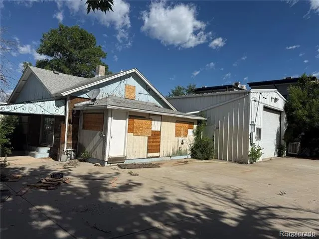 2292 S Delaware Street Denver, CO 80223
