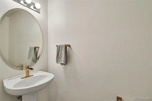 1601 Great Western Drive #Q4 Longmont, CO 80501