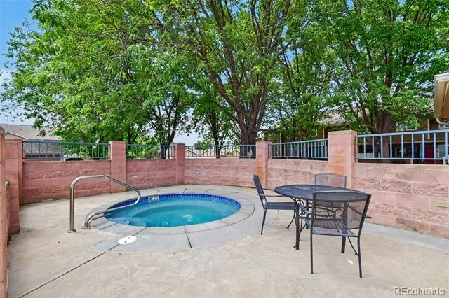 1601 Great Western Drive #Q4 Longmont, CO 80501