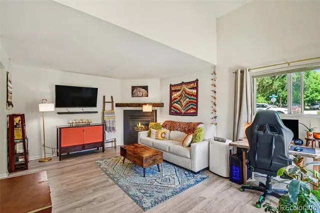 1601 Great Western Drive #Q4 Longmont, CO 80501