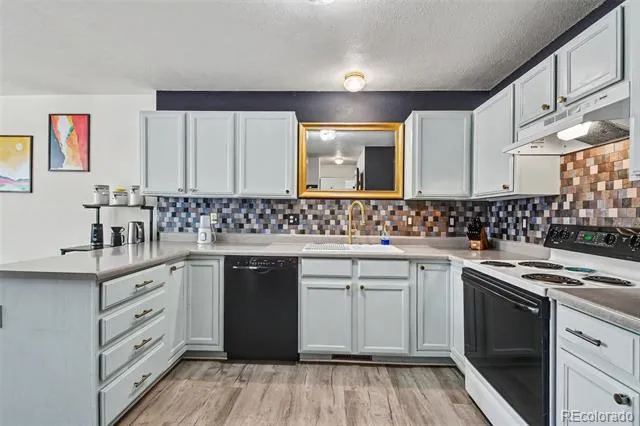 1601 Great Western Drive #Q4 Longmont, CO 80501