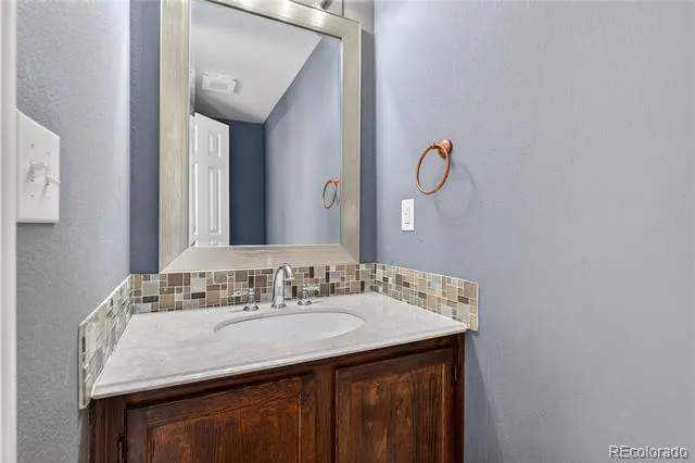 5066 S Genoa Street Centennial, CO 80015