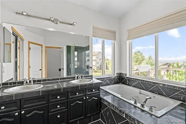 6839 Solana Drive Castle Pines, CO 80108