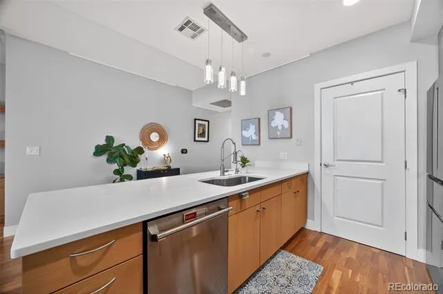 2001 Lincoln Street #2024 Denver, CO 80202