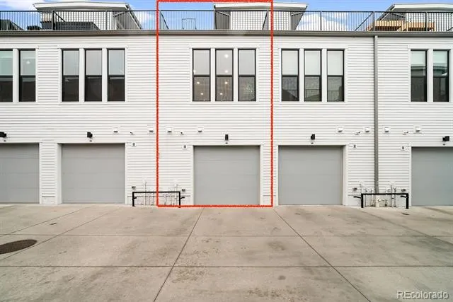 3314 Curtis Street Denver, CO 80205