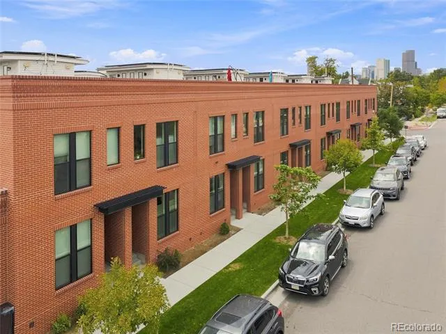 3314 Curtis Street Denver, CO 80205