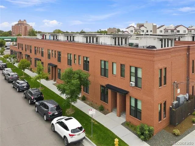 3314 Curtis Street Denver, CO 80205