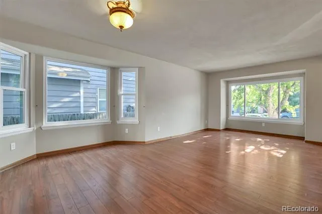 5339 S Jebel Street Aurora, CO 80015
