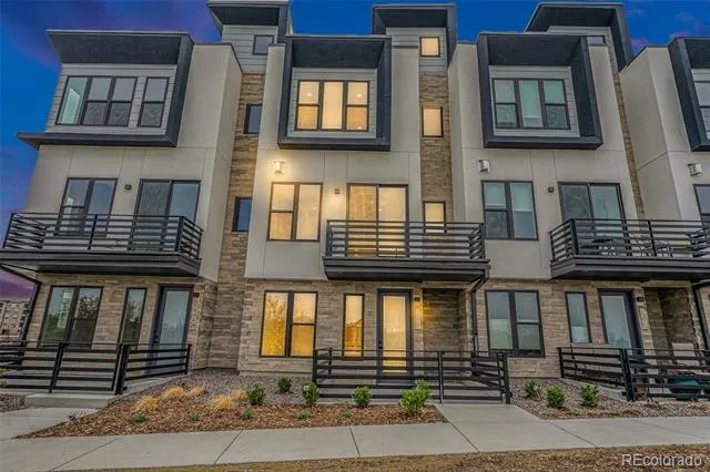 2327 Lakeshore Lane Superior, CO 80027