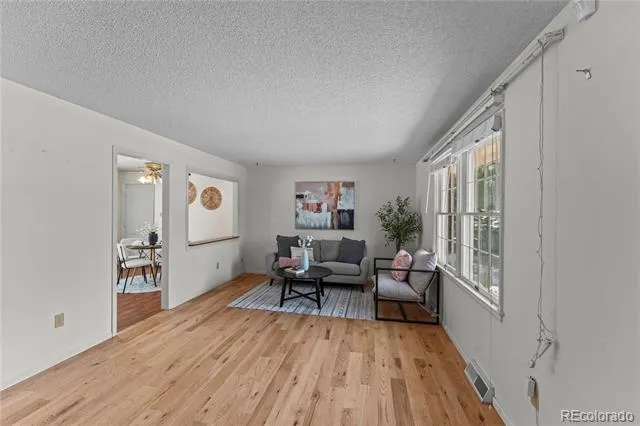 2591 S Eagle Circle Aurora, CO 80014