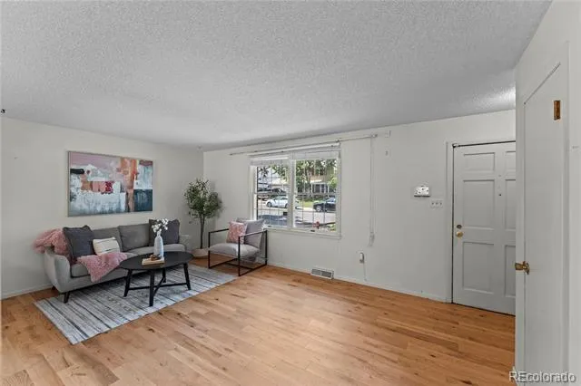 2591 S Eagle Circle Aurora, CO 80014