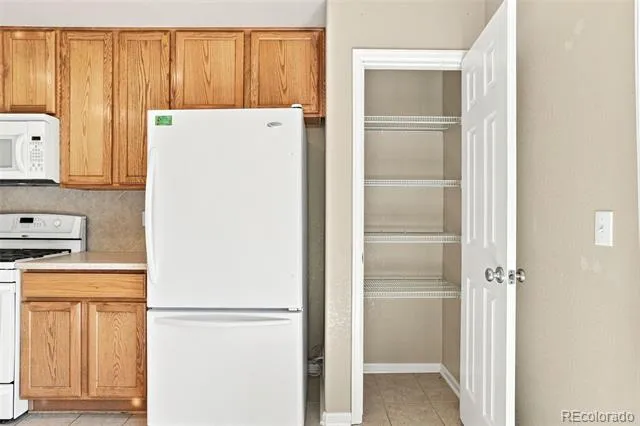 5526 Lewiston Street Denver, CO 80239