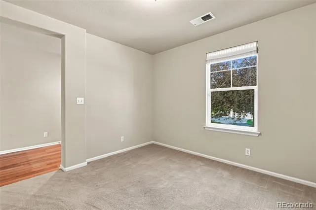 5526 Lewiston Street Denver, CO 80239