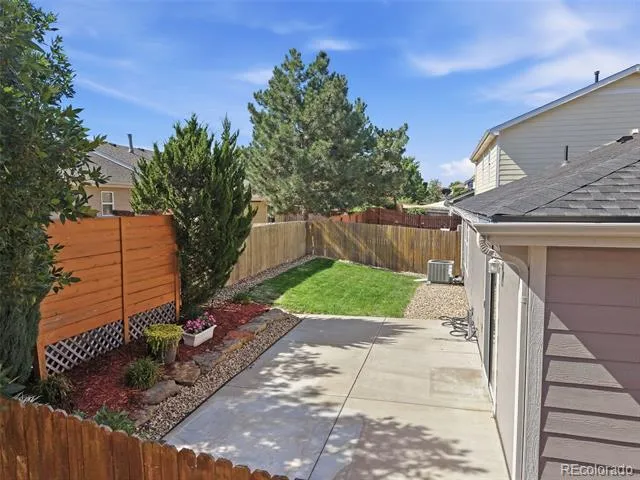 5526 Lewiston Street Denver, CO 80239
