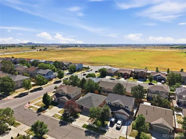 5526 Lewiston Street Denver, CO 80239