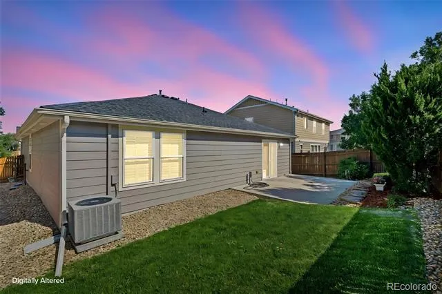 5526 Lewiston Street Denver, CO 80239