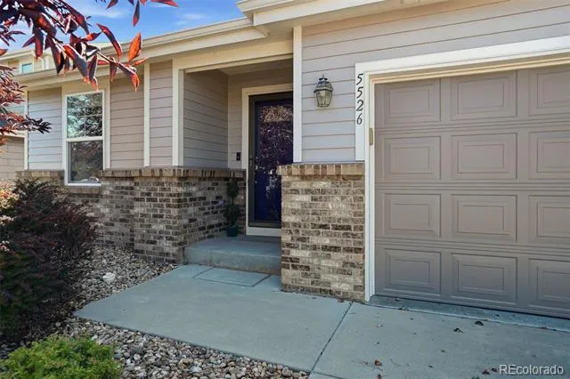5526 Lewiston Street Denver, CO 80239