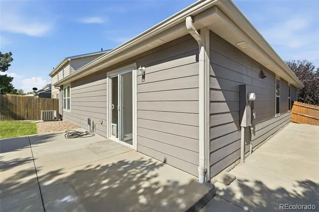 5526 Lewiston Street Denver, CO 80239