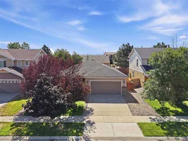 5526 Lewiston Street Denver, CO 80239