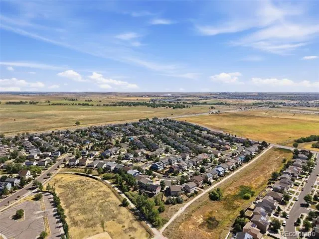 5526 Lewiston Street Denver, CO 80239