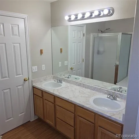 2866 S Tower Way Aurora, CO 80013
