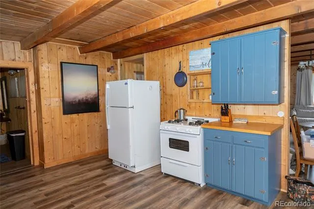 1001 CR 17 Gunnison Cabin Lake City, CO 81235